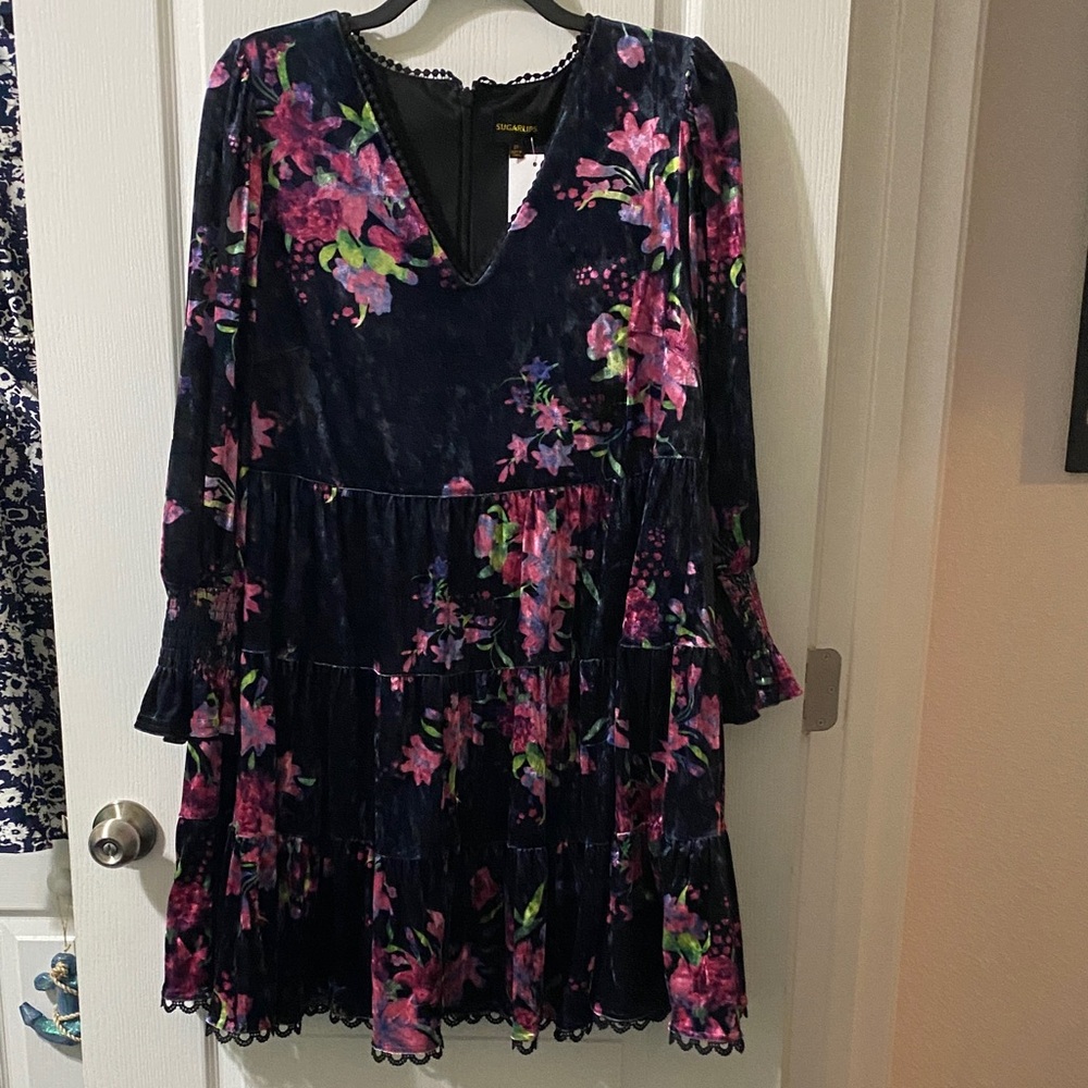 Sugarlips Curve Black Velvet Dress